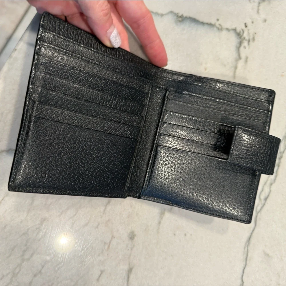 Gucci Black Compact Bifold Leather Wallet Silver Hardware - Picture 13 of 16